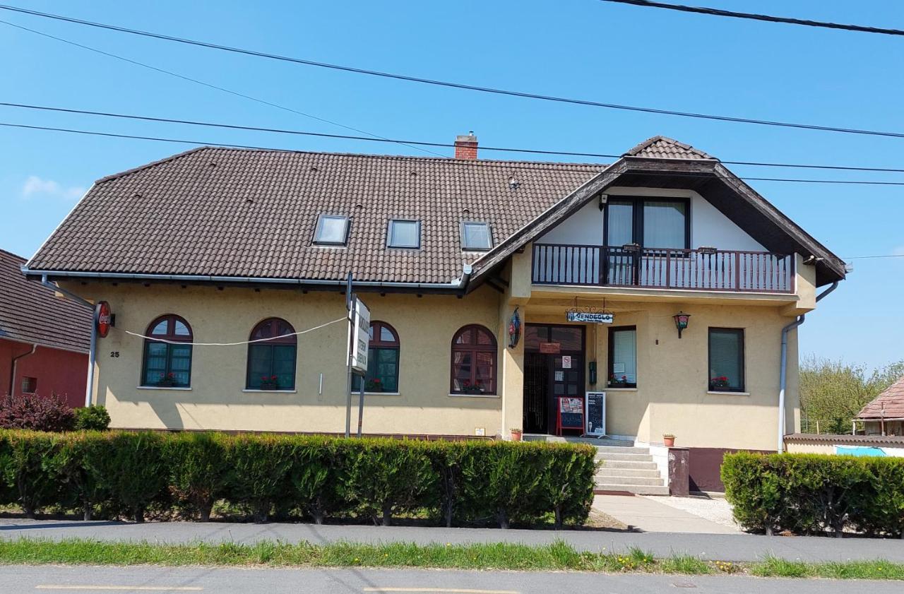 Körmend Teke Panzio B&B 외부 사진